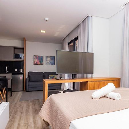 Aion Suites 205 - Lindo Apartamento Com Vista Para O Mar, A 60M Da Praia De Bombinhas, Com Piscina E Academia No Rooftop. Eksteriør bilde