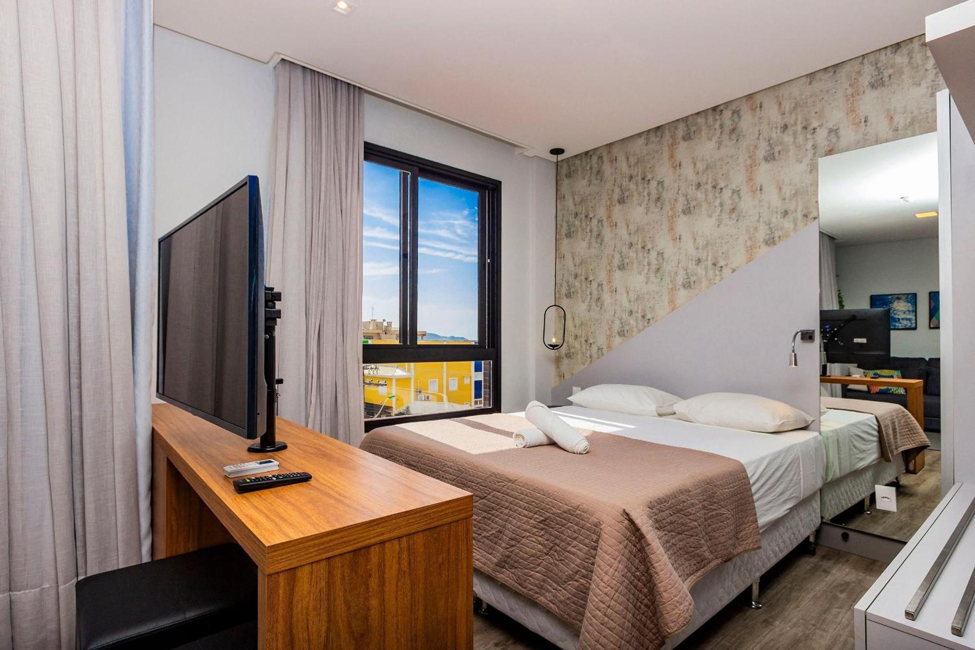 Aion Suites 205 - Lindo Apartamento Com Vista Para O Mar, A 60M Da Praia De Bombinhas, Com Piscina E Academia No Rooftop. Eksteriør bilde